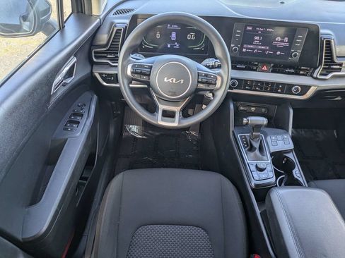 Used 2023 Kia Sportage LX AWD/4WD image 15