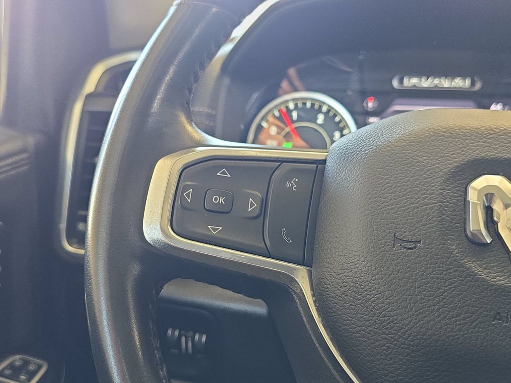 Used 2023 RAM 3500 Laramie AWD/4WD image 17