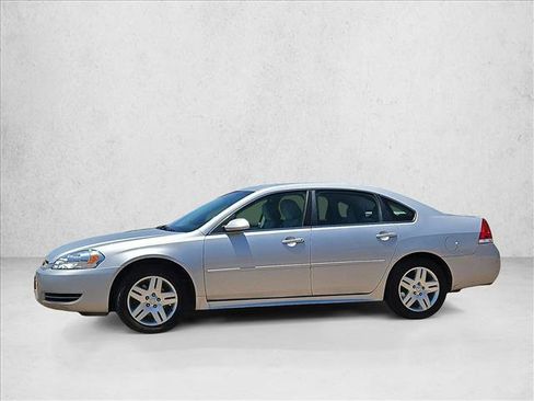 Used 2013 Chevrolet Impala LT FWD image 9