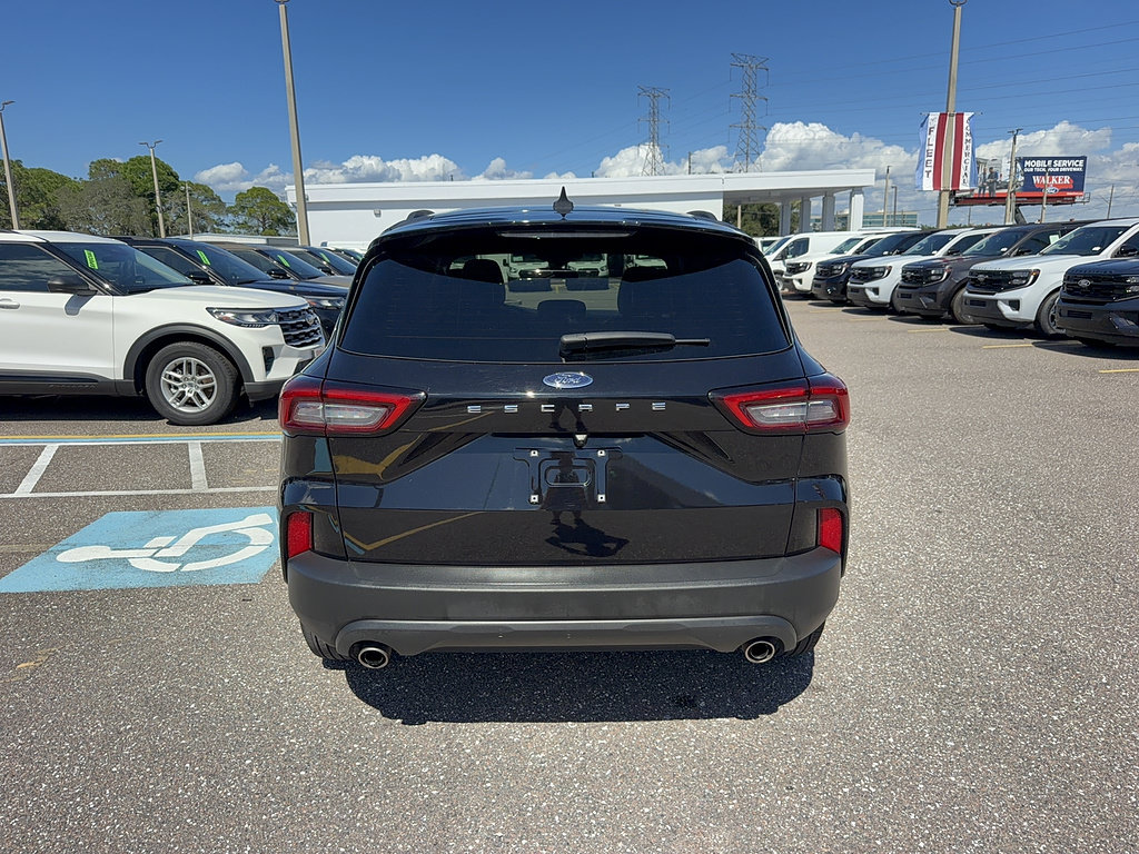 Used 2025 Ford Escape ST-Line FWD image 6