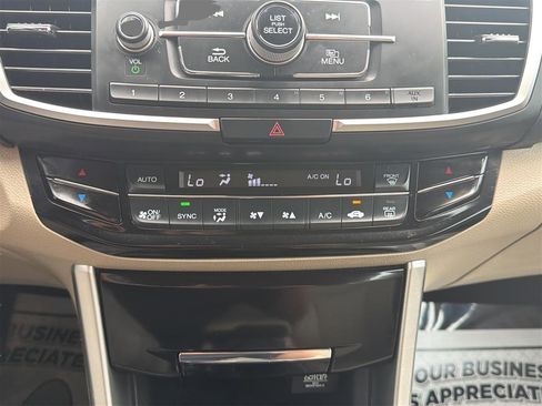 Used 2016 Honda Accord LX image 23