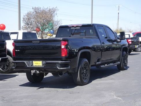 Used 2022 Chevrolet Silverado 2500 LTZ w/ LTZ Plus Package image 6
