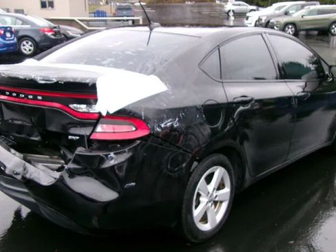 Used 2016 Dodge Dart SXT FWD image 3