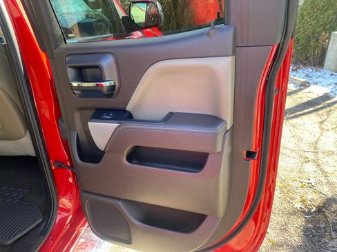 Used 2015 Chevrolet Silverado 1500 LTZ Z71 w/ LTZ Plus Package image 23