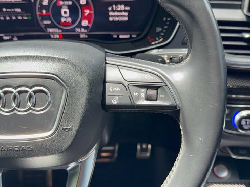 Used 2018 Audi SQ5 Premium Plus w/ S Sport Package AWD/4WD image 19