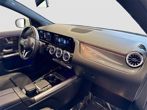 Certified 2022 Mercedes-Benz GLA 250 4MATIC w/ AMG Line image 30
