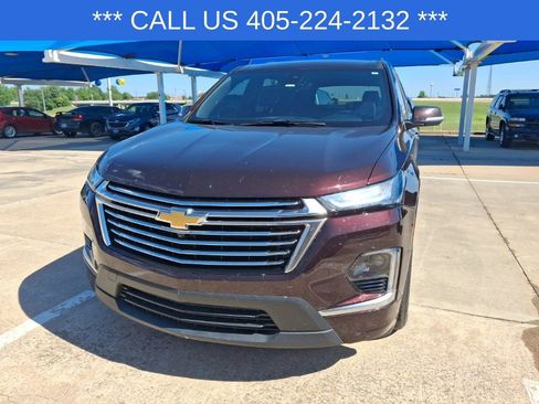 Used 2023 Chevrolet Traverse Premier AWD/4WD image 2