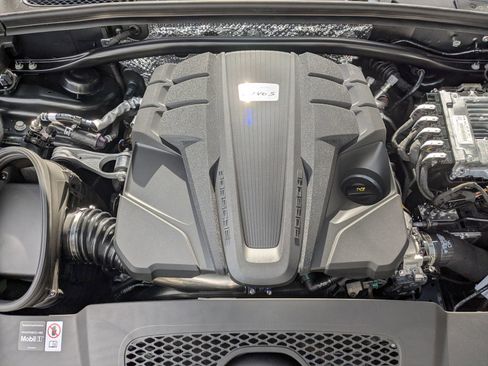 New 2026 Porsche Macan S image 29