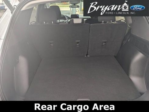 Used 2023 Ford Escape Active image 9