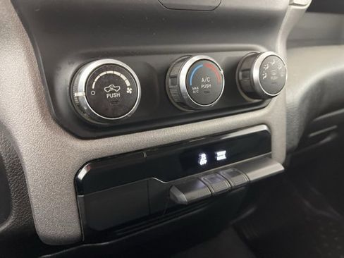 Used 2019 RAM 1500 Tradesman image 13