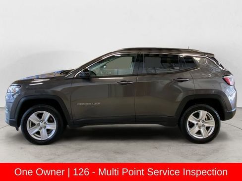 Used 2022 Jeep Compass Latitude image 2