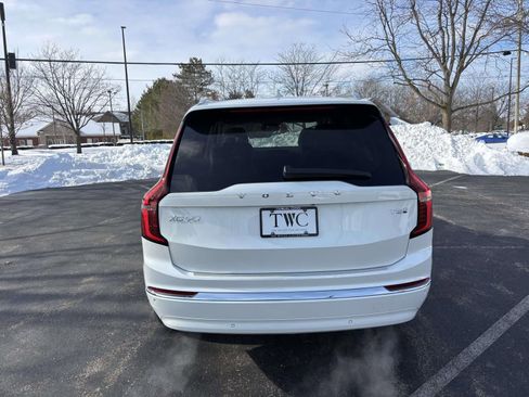 New 2026 Volvo XC90 T8 Ultra w/ Protection Package Premier AWD/4WD image 6