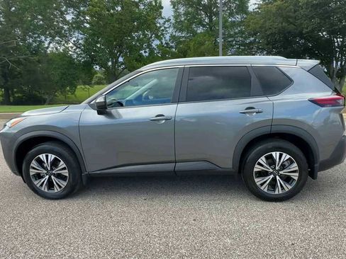 Used 2023 Nissan Rogue SV w/ SV Premium B Package AWD/4WD image 5