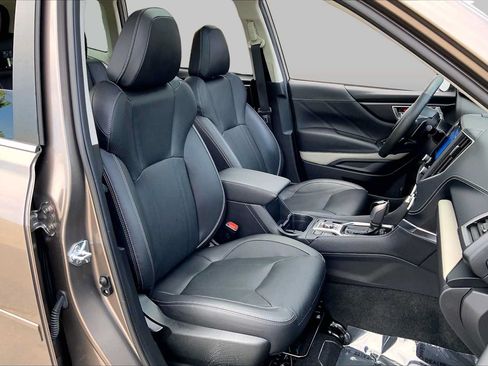 Certified 2024 Subaru Forester Limited AWD/4WD image 8
