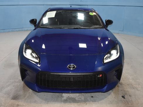 Used 2025 Toyota GR86 Premium image 20