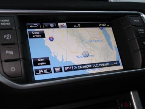 Used 2014 Land Rover Range Rover Evoque Dynamic image 19