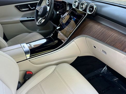 Certified 2025 Mercedes-Benz GLC 350e 4MATIC image 35