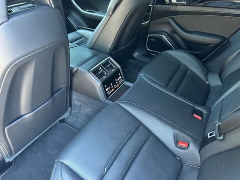 Certified 2022 Porsche Panamera 4S AWD/4WD image 15
