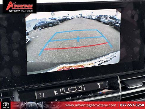 Certified 2025 Toyota Sienna XLE w/ XLE Plus Package AWD/4WD image 36