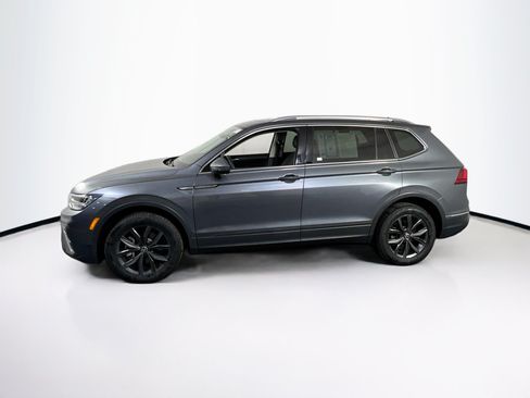 Used 2022 Volkswagen Tiguan SE AWD/4WD image 8