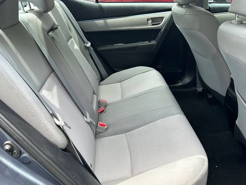 Used 2015 Toyota Corolla LE FWD image 8