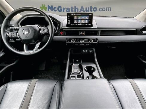 Used 2025 Honda Pilot EX-L image 7