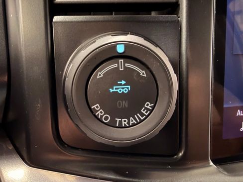 Used 2024 Ford F350 King Ranch AWD/4WD image 41