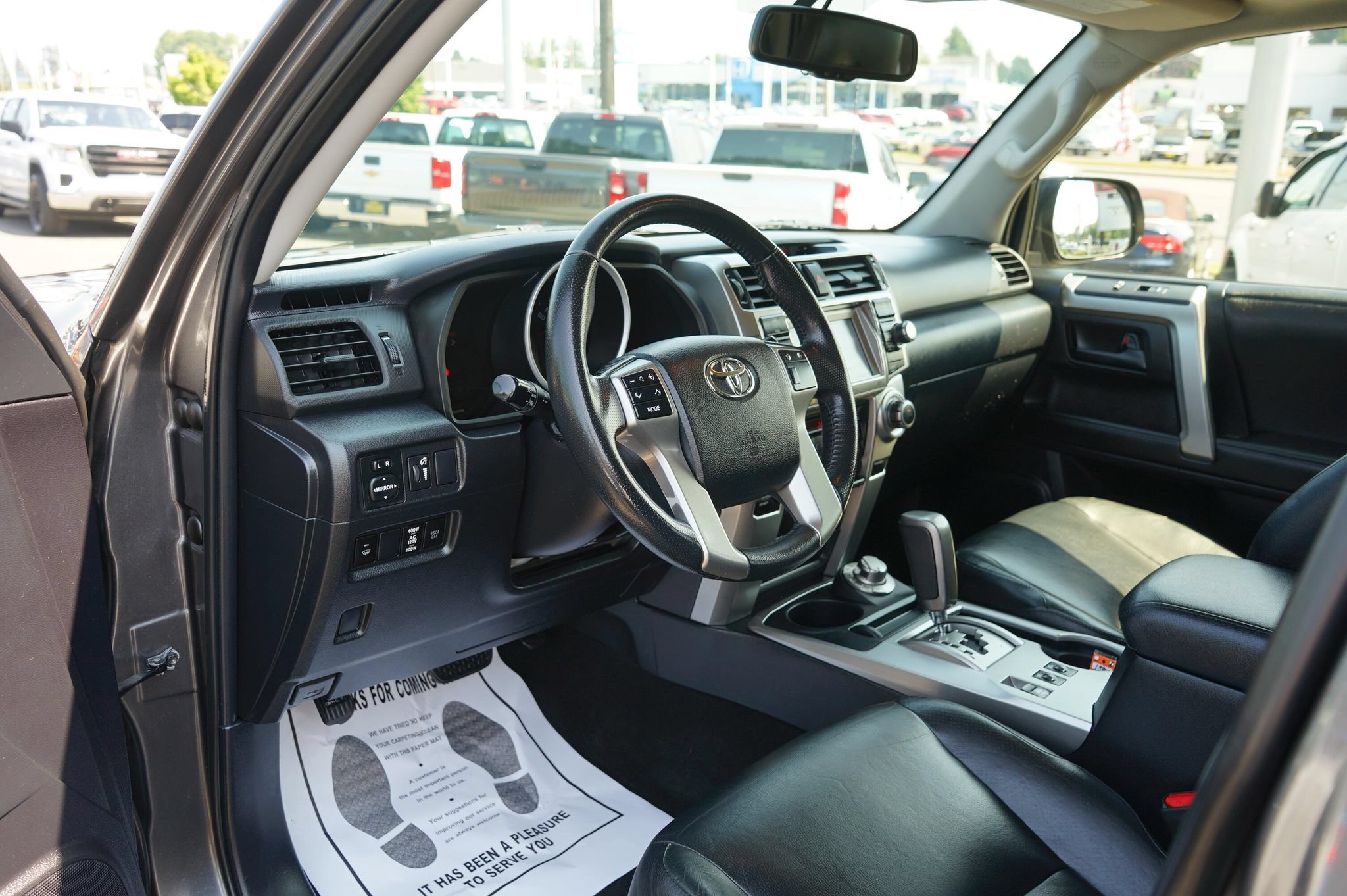 Used 2013 Toyota 4Runner Limited AWD/4WD image 13