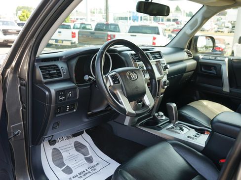 Used 2013 Toyota 4Runner Limited AWD/4WD image 13