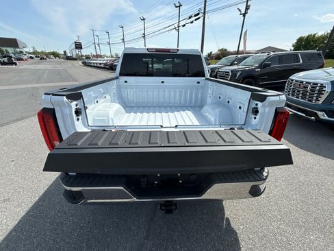Used 2026 GMC Sierra 1500 SLT w/ SLT Premium Package AWD/4WD image 23
