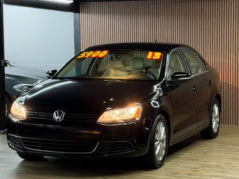 Used 2014 Volkswagen Jetta SE image 1
