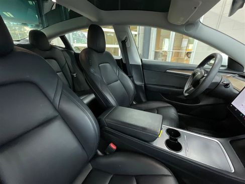 Used 2022 Tesla Model 3 Long Range AWD/4WD image 26
