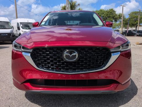 Used 2024 MAZDA CX-5 AWD 2.5 S w/ Preferred Package image 3