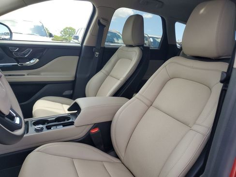 New 2025 Lincoln Corsair Reserve image 22