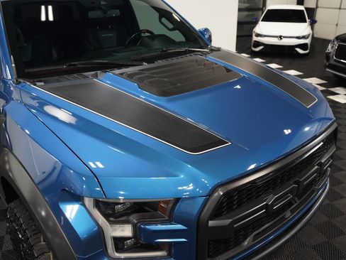 Used 2019 Ford F150 Raptor w/ Equipment Group 802A Luxury image 12