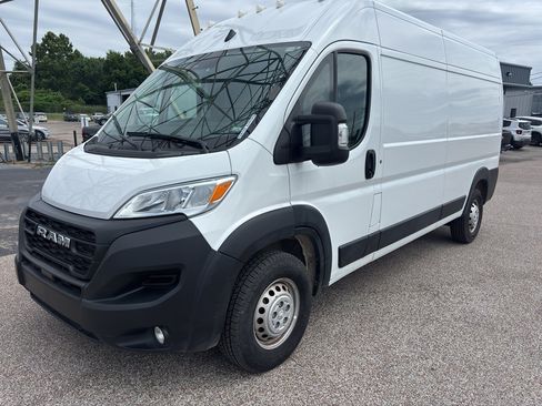 Used 2025 RAM ProMaster 3500 w/ Convenience Group FWD image 2