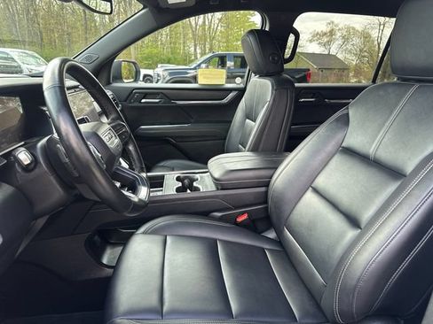 Used 2024 GMC Acadia Elevation AWD/4WD image 39