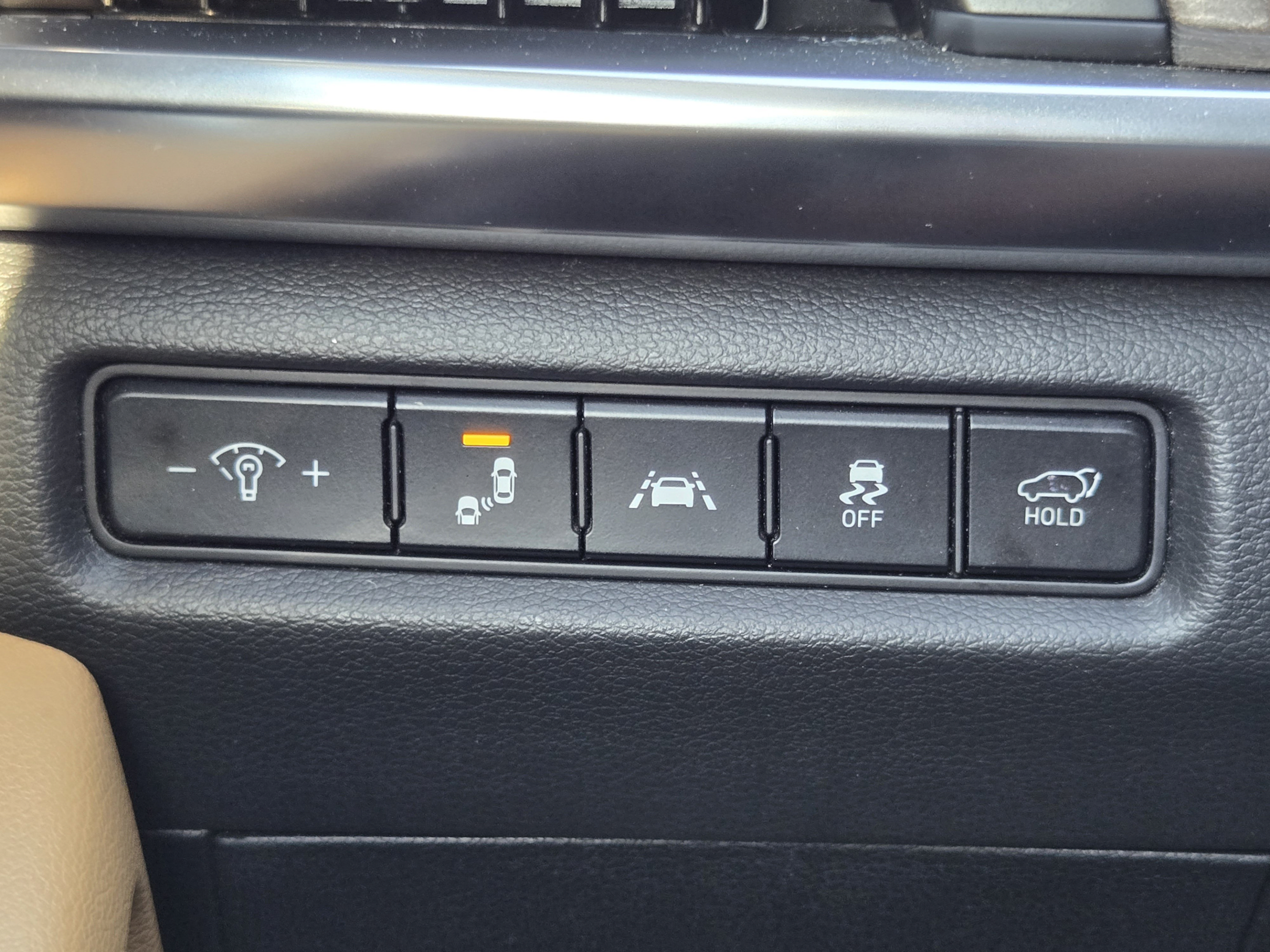 Used 2020 Kia Telluride SX w/ Towing Package FWD image 18