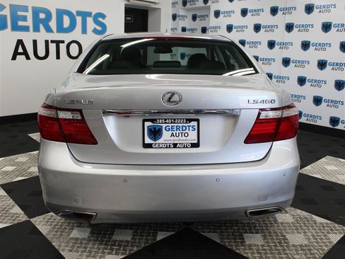 Used 2007 Lexus LS 460 RWD image 3