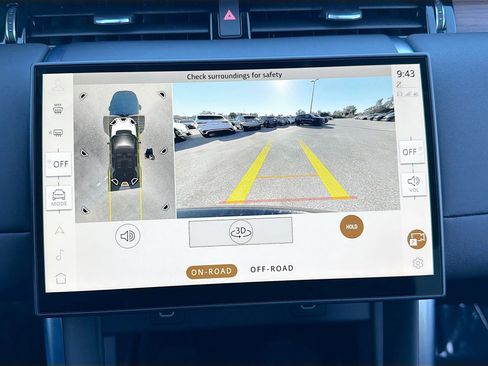 Used 2025 Land Rover Discovery Sport S image 34