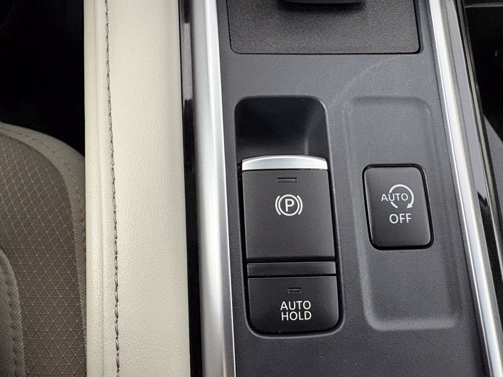 Used 2025 Nissan Pathfinder SV w/ Black Appearance Package AWD/4WD image 25