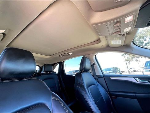 Certified 2020 Ford Escape SE Sport image 28