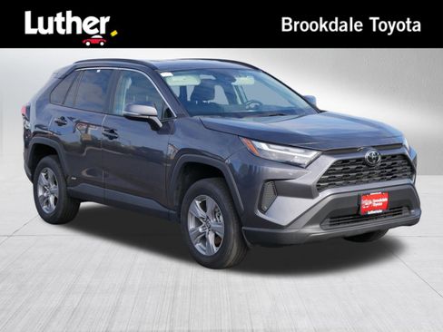 Certified 2025 Toyota RAV4 XLE AWD/4WD image 1