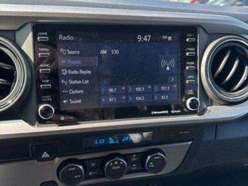 Used 2023 Toyota Tacoma SR5 RWD image 10