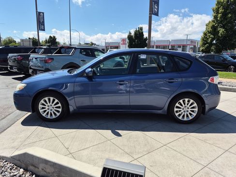 Used 2011 Subaru Impreza 2.5i Premium w/ PWR Moonroof Value Pkg AWD/4WD image 8