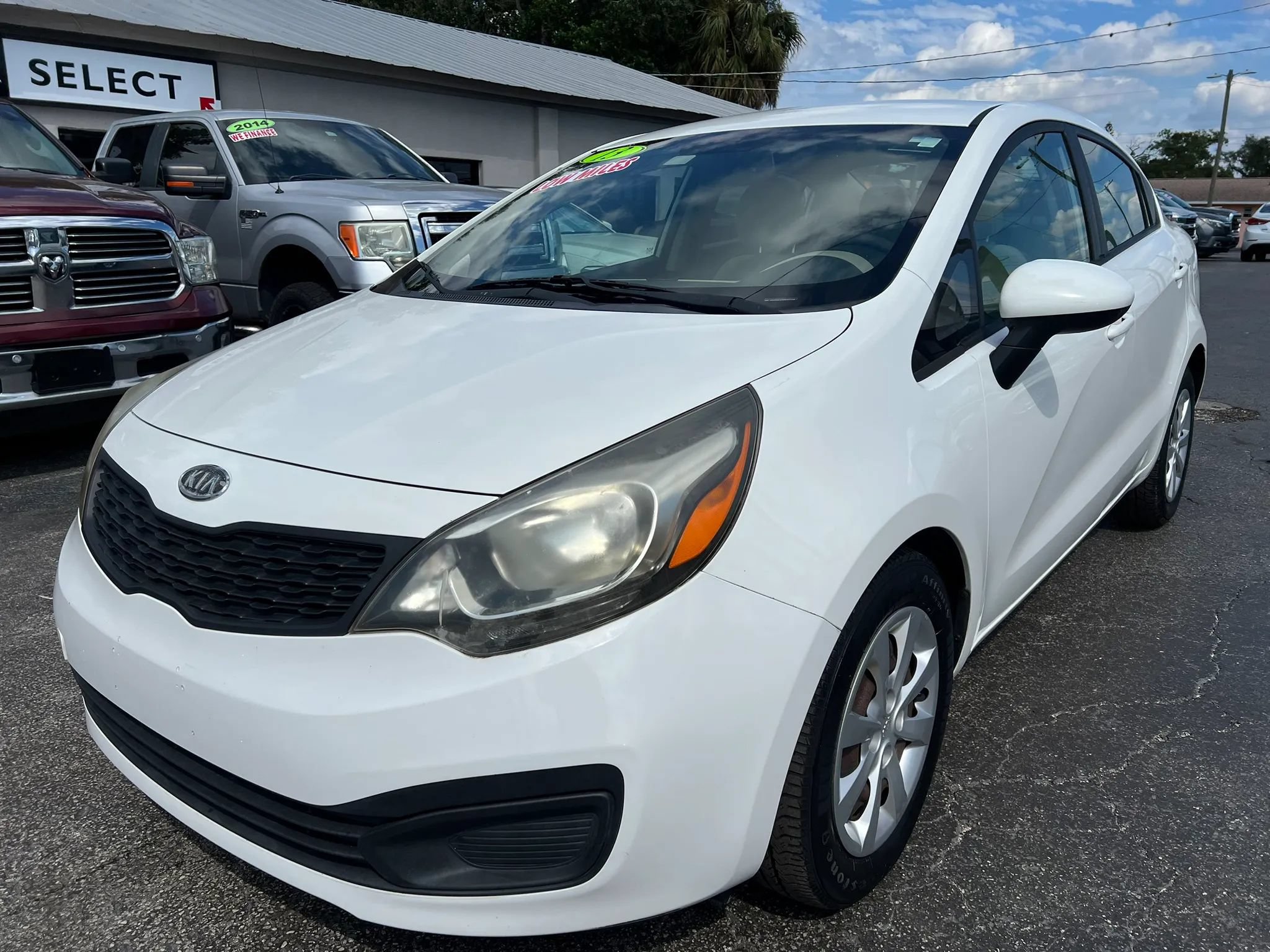 Used 2013 Kia Rio LX FWD image 2