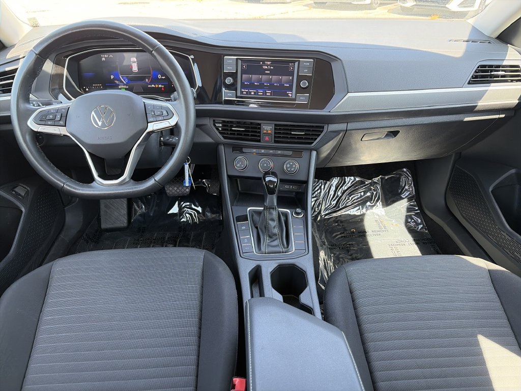 Used 2024 Volkswagen Jetta S FWD image 2