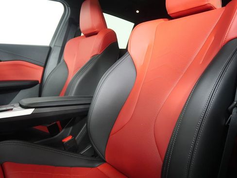 Certified 2025 BMW X2 xDrive28i image 10