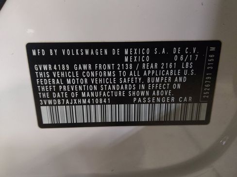Used 2017 Volkswagen Jetta SE image 33
