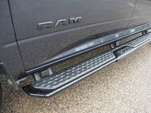 Certified 2025 RAM 2500 Big Horn AWD/4WD image 14